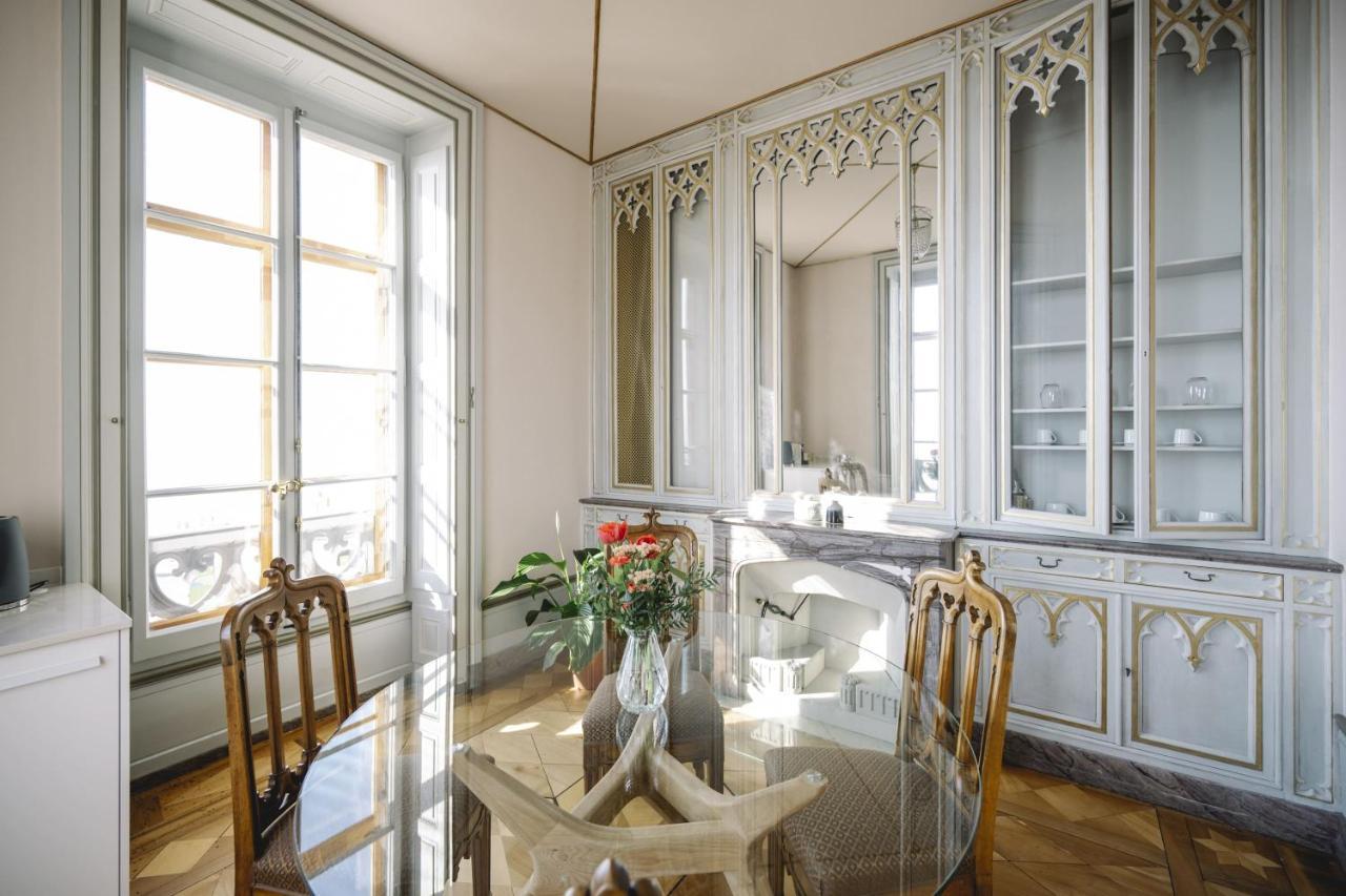 Chateau De L'Aile- Boutique Suites เวอเวย์ ภายนอก รูปภาพ