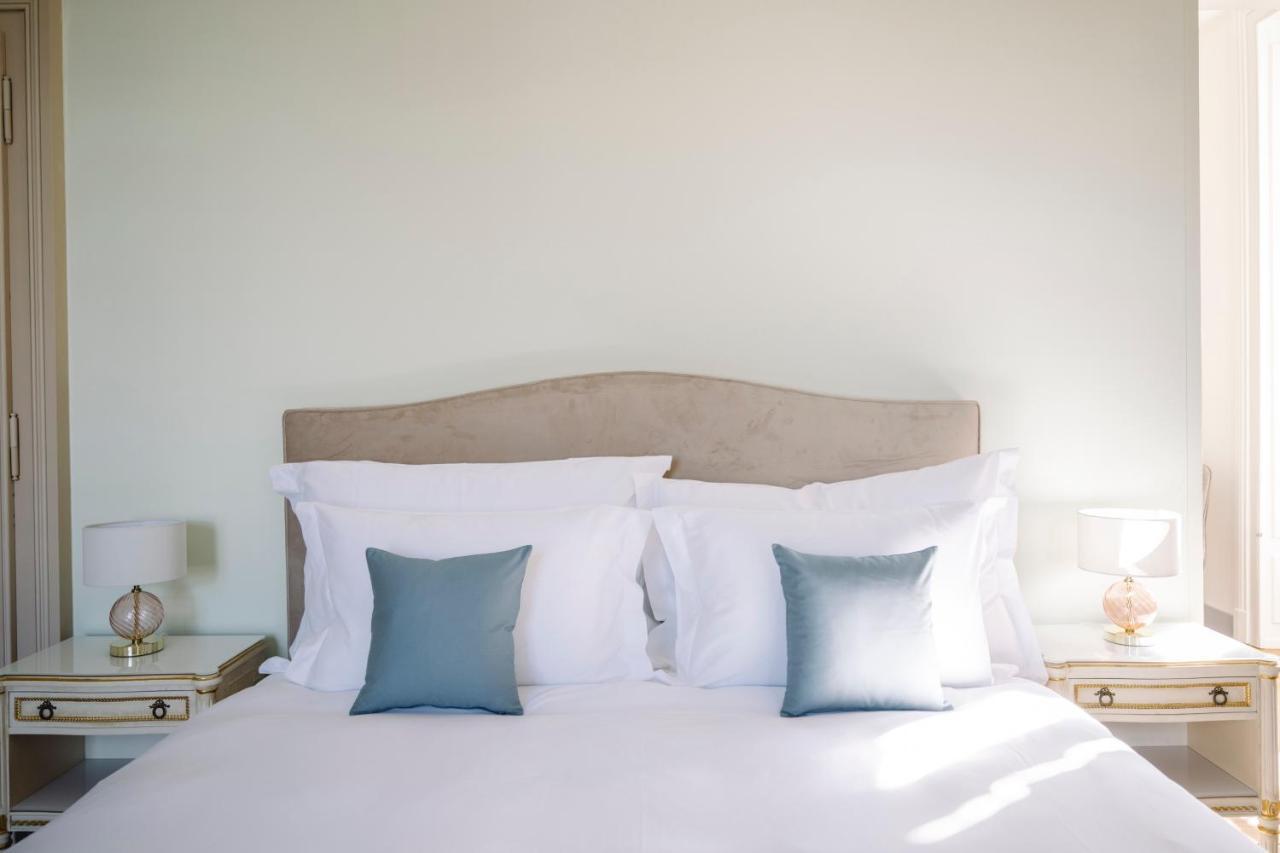 Chateau De L'Aile- Boutique Suites เวอเวย์ ภายนอก รูปภาพ