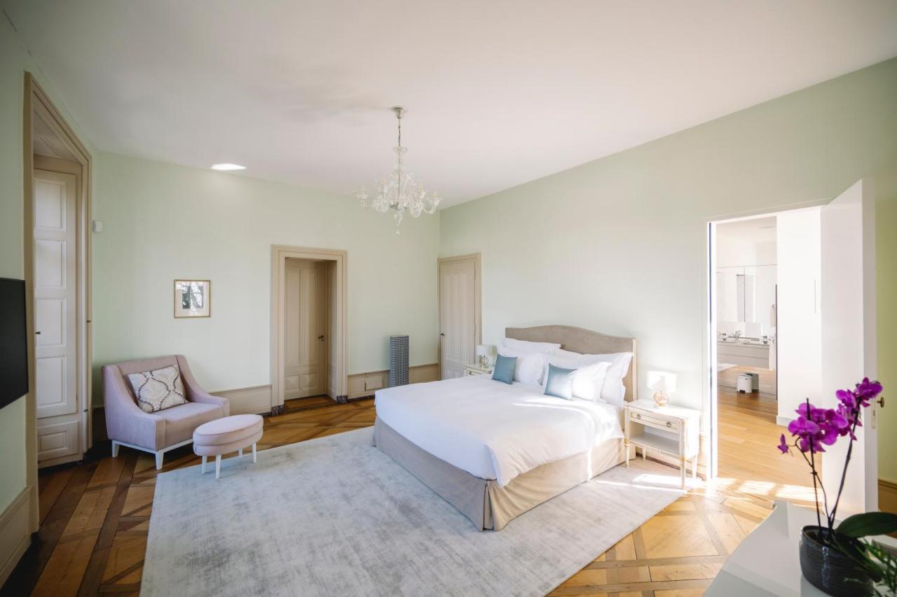 Chateau De L'Aile- Boutique Suites เวอเวย์ ภายนอก รูปภาพ