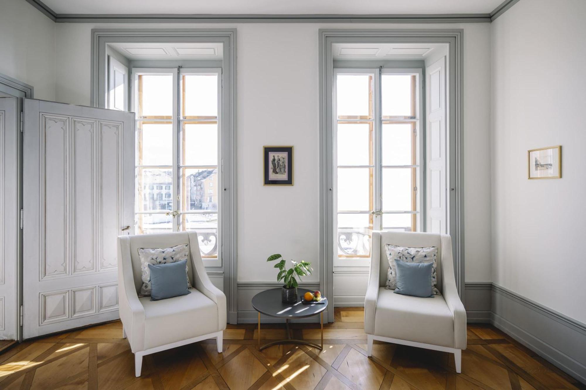 Chateau De L'Aile- Boutique Suites เวอเวย์ ภายนอก รูปภาพ